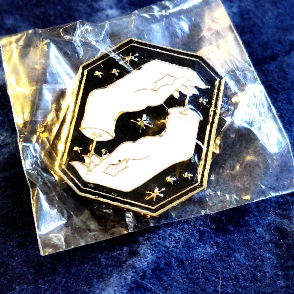 Magic Hands Enamel Pin - Picture 2 of 3